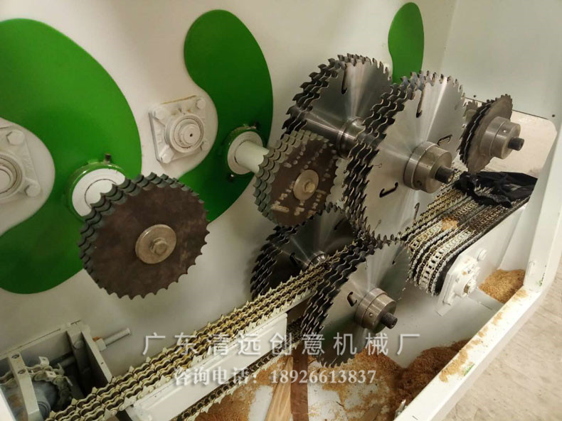 200圓木多片鋸采用超薄鋸片，出材率高達(dá)80%以上；可根據(jù)需求尺寸開方或者開片，更換鋸片方便。