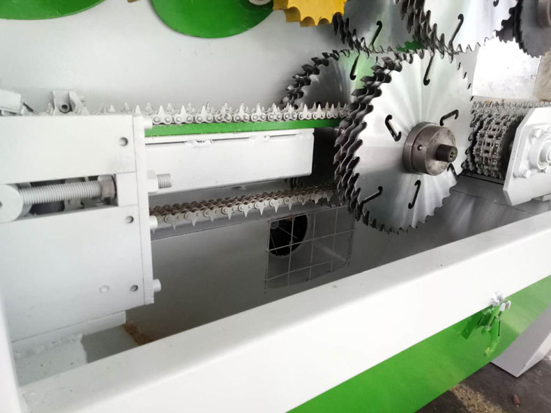 圓木多片鋸具有安全性高、操作便捷、送料順暢、效率高、低耗材等特點(diǎn)