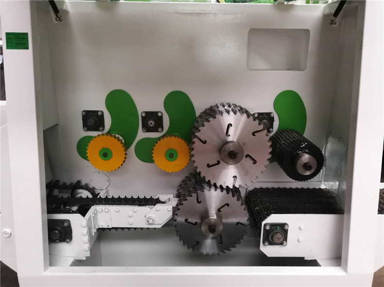 圓木多片鋸采用上下軸超薄多鋸片，出材率高達(dá)80%以上